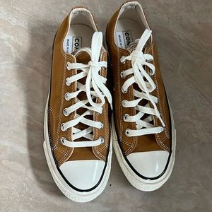 NEW!! Converse chuck taylor size 6.5 womens/mens 4.5